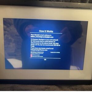 Skylight Wi-Fi LCD Digital Photo Frame and or Digital Calendar.